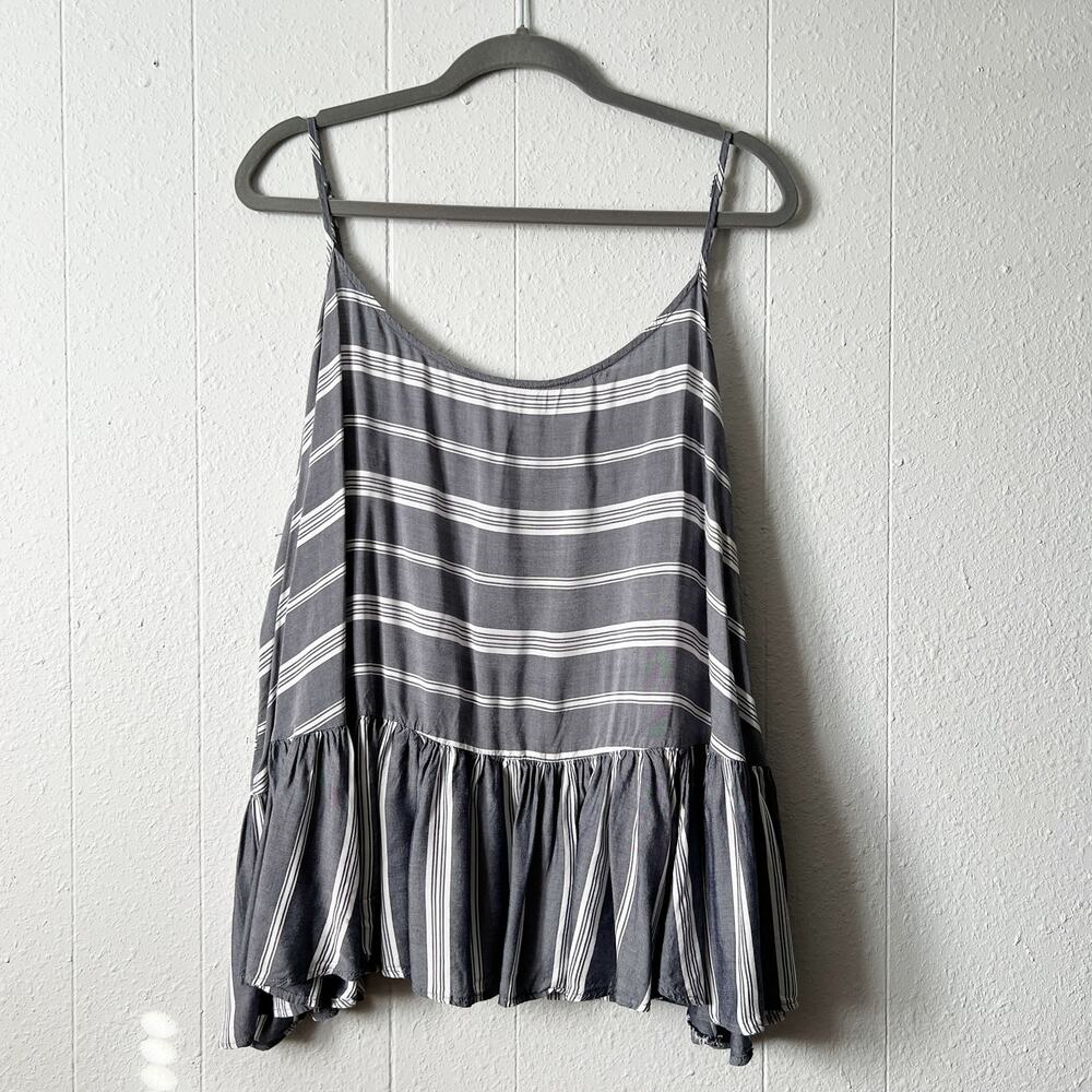 Old Navy Striped Ruffle Hem Tank Top Womens XXL Vacation Summer Beachy Relaxed